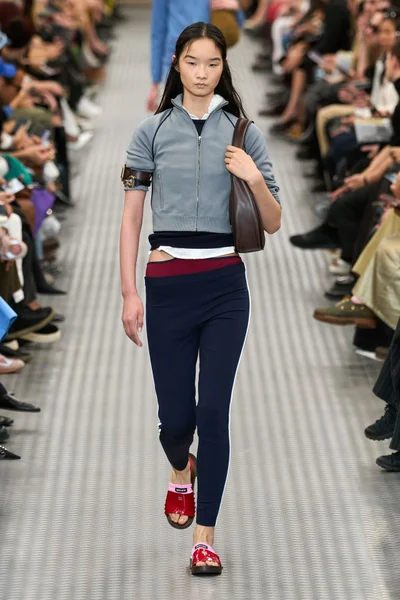 Look 36